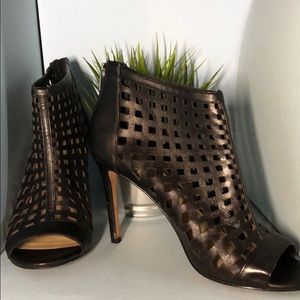 Charles by Charles David Leather Iva Cutout Stiletto Heels Black Size‎ 9